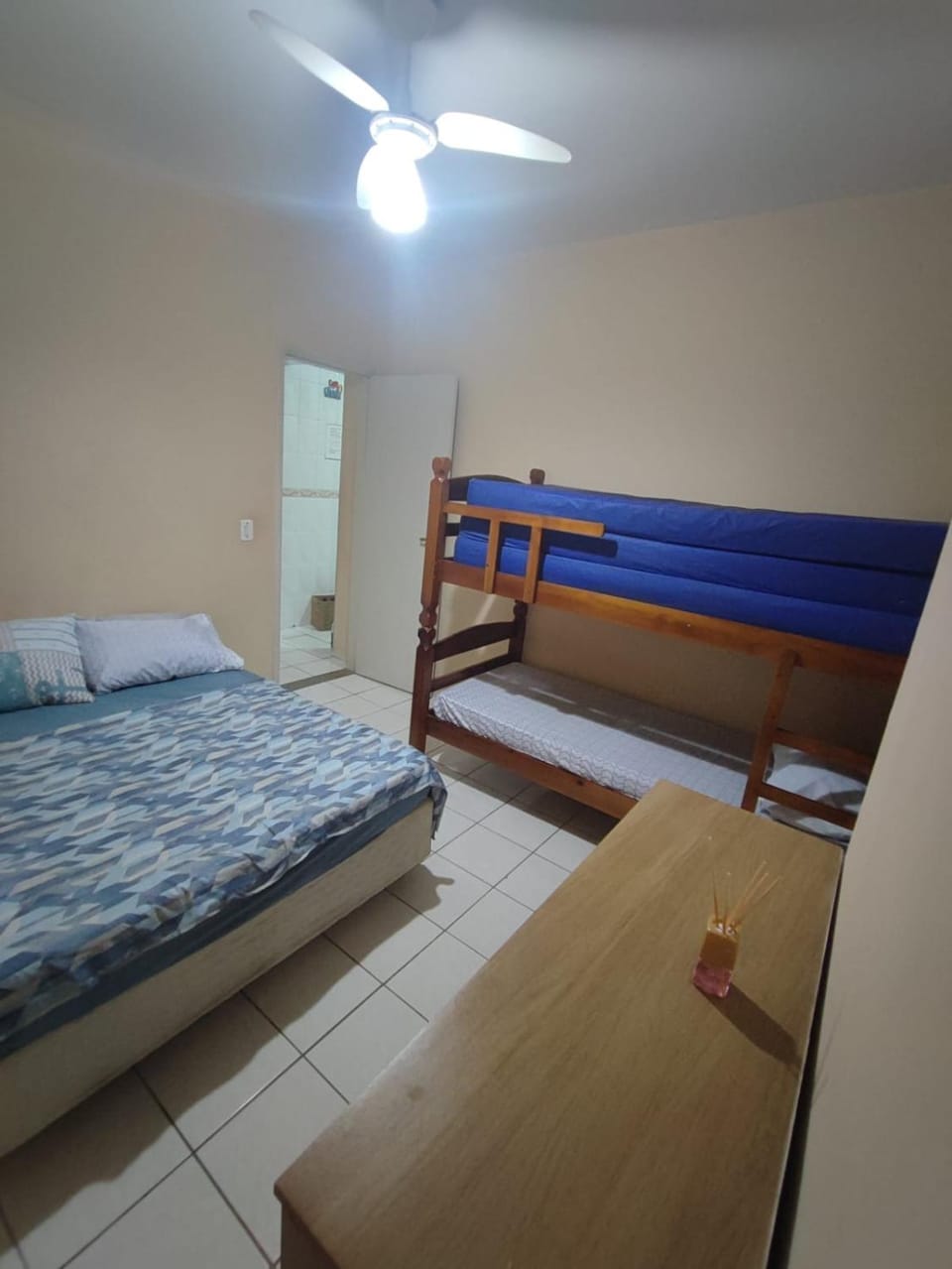 Bed, Bedroom, bunk bed