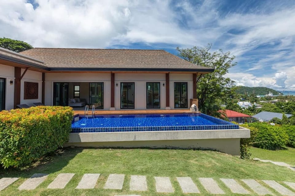 Pool view, Swimming pool