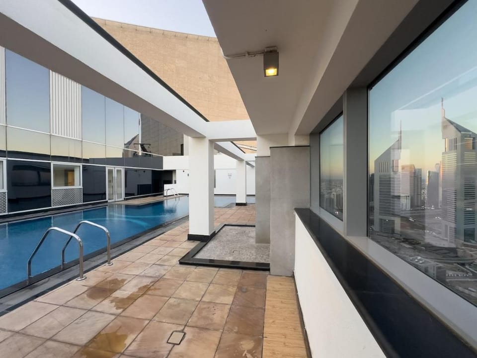 Sky Gardens By Luxe Living Collection - Duplex 2BR - DIFC Apartment in Dubai