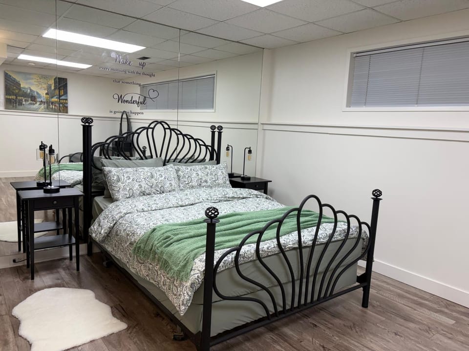 Bed, Bedroom