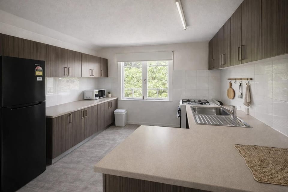 Stylish 2BR Walk to South Bank & West End House in Brisbane