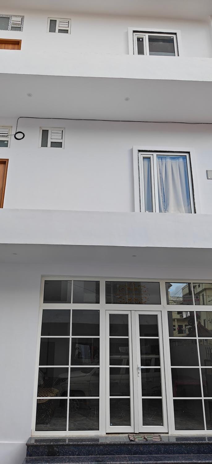 TRINETRA RESIDENCY Varanasi Vacation rental in Maharashtra