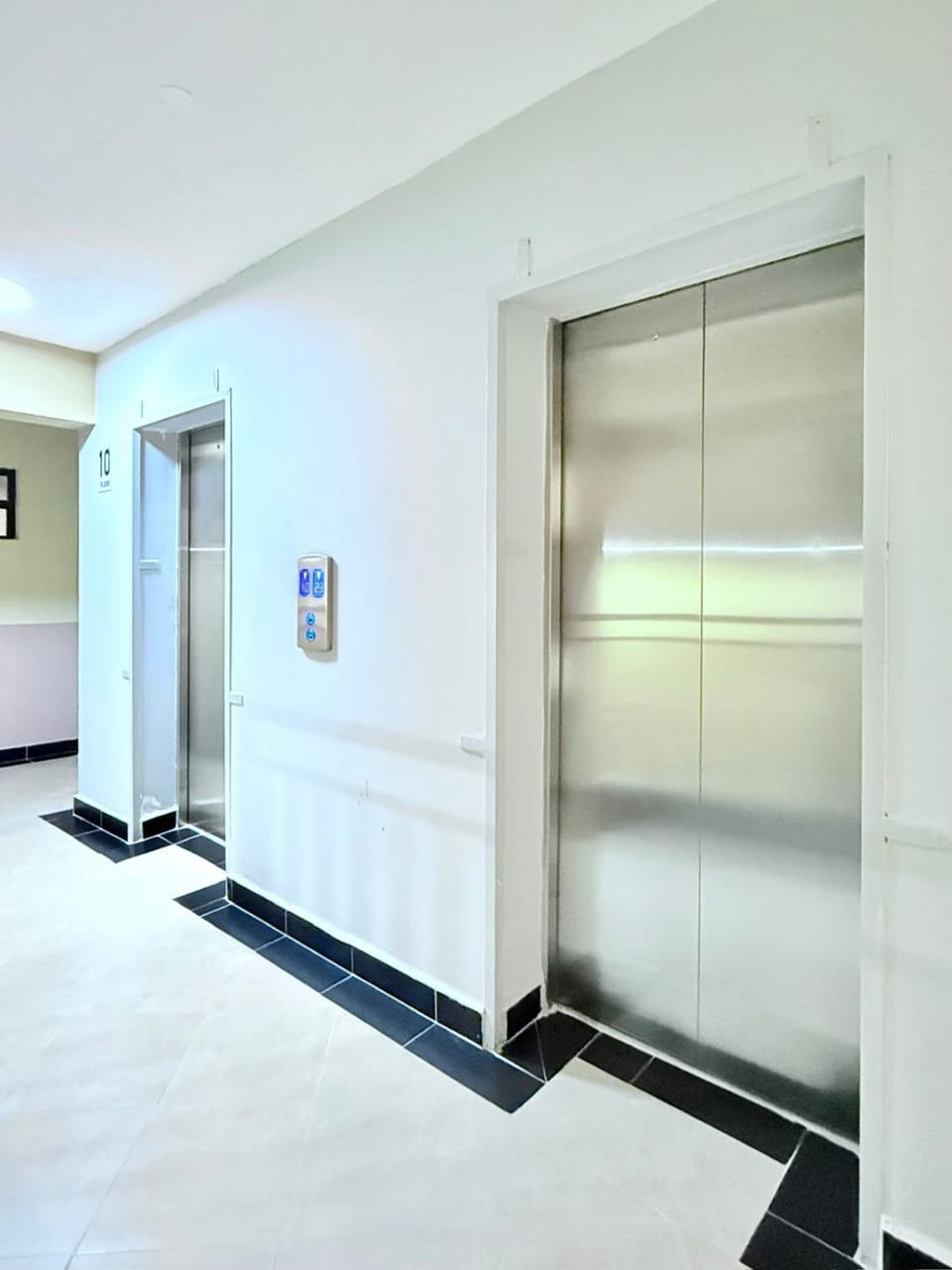 Peshlocs BnB-Ngara nairobi CBD-Equipped gym Apartment in Nairobi County