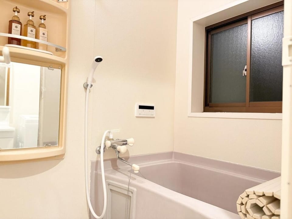 Hanazonokita201 subway station 2 mins FreeWIFI Apartment in Osaka