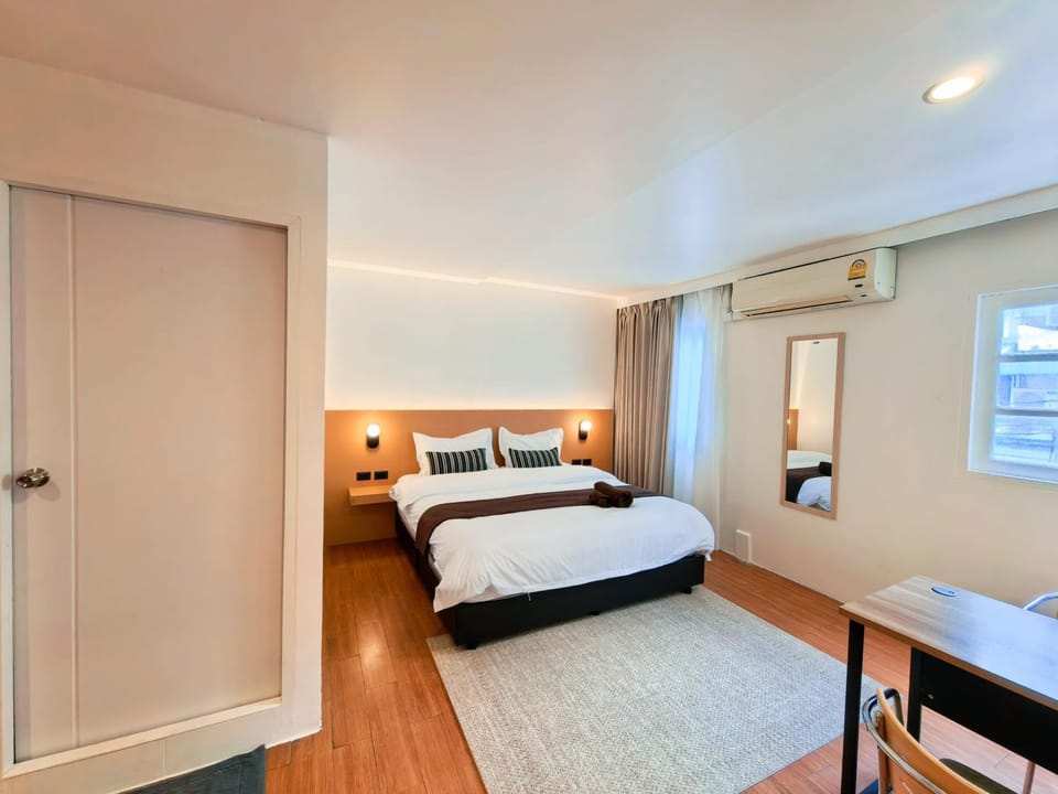 Baan Rak BTS phromphong Emsphere Bed and Breakfast in Bangkok