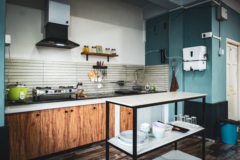 Kitchen or kitchenette, kitchen
