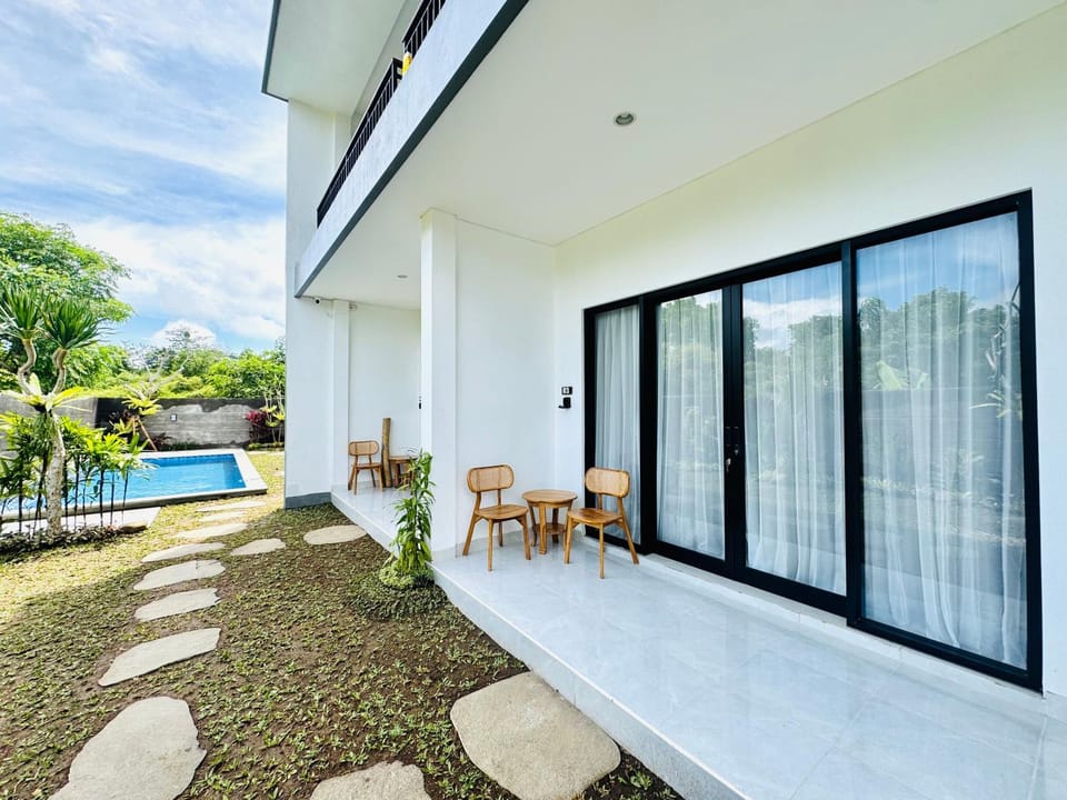 Property building, Garden, Garden view, Pool view