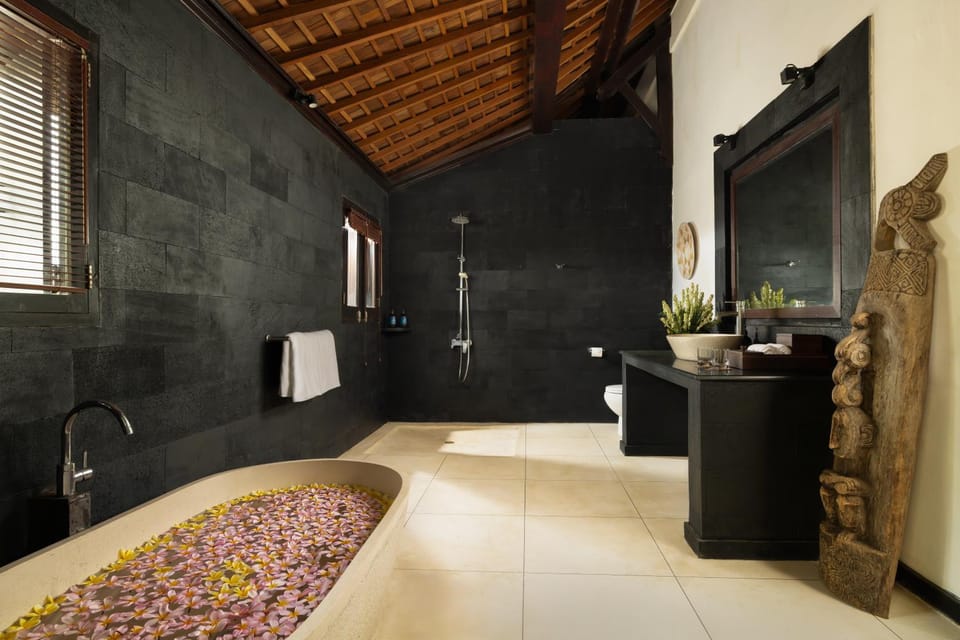 Bathroom, Bath