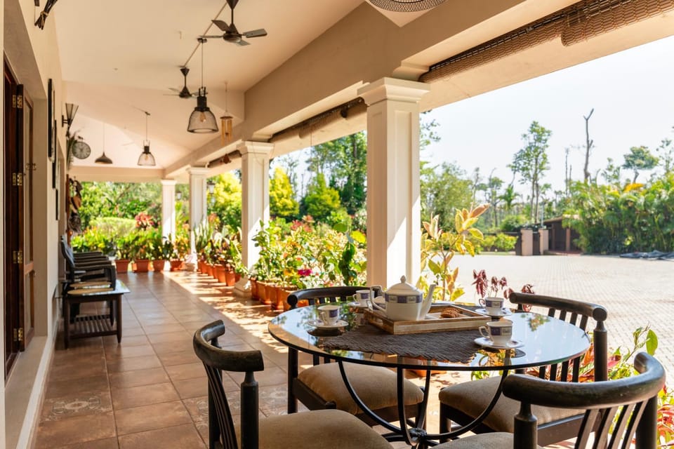 Balcony/Terrace, Seating area, Dining area