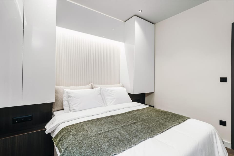 Bed, Bedroom, wardrobe