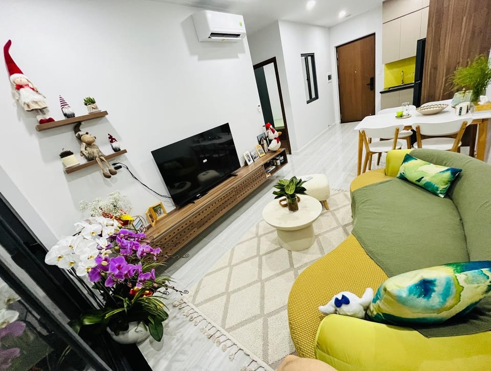 Livahome - Bcons City Lux homestay Di An HCMC Apartment in Ho Chi Minh City