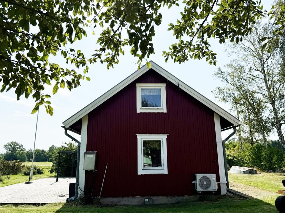 Property building, Facade/entrance, Off site