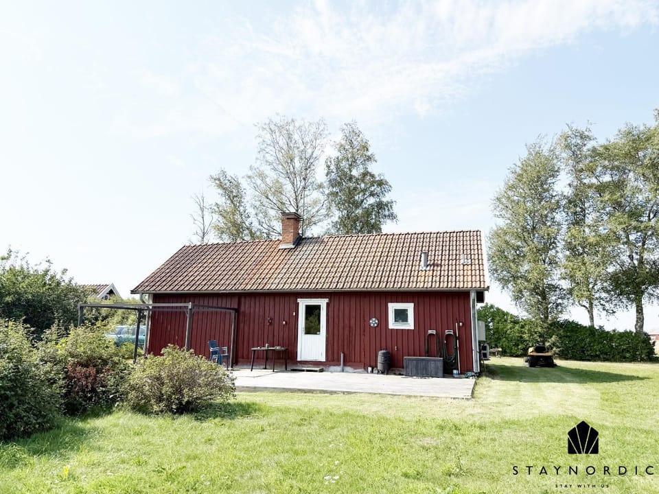 Property building, Facade/entrance, Off site