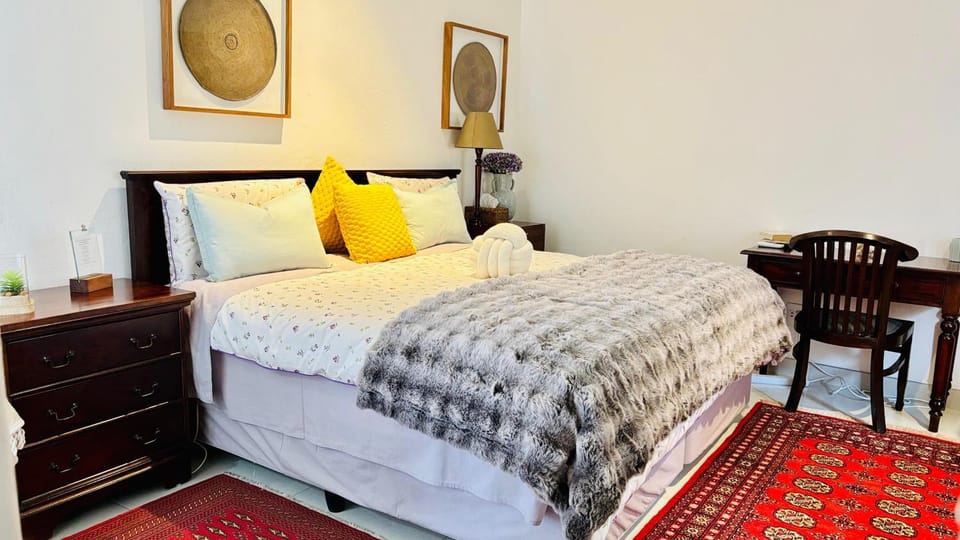French Bistro Studio Bed and Breakfast in Sandton