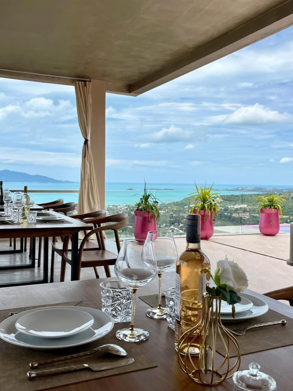 Natural landscape, Balcony/Terrace, Dining area, Sea view