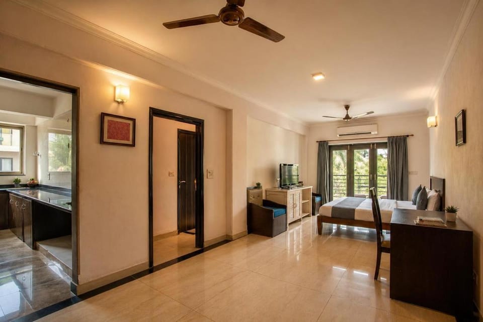 Bed, Balcony/Terrace, Living room, Seating area, Bedroom, kitchen