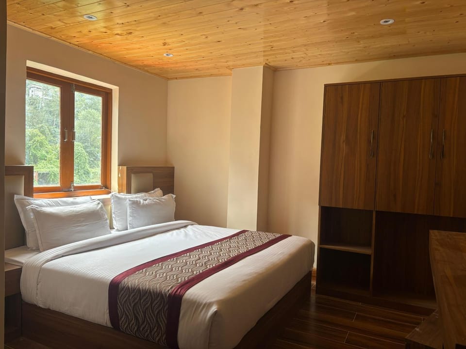 Bed, Bedroom, wardrobe