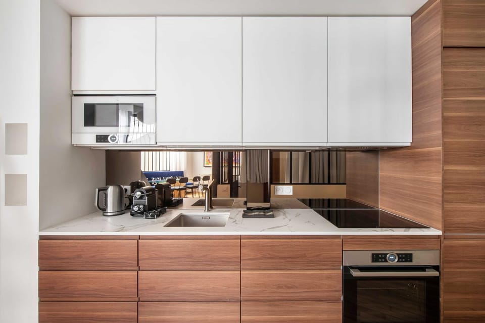 Kitchen or kitchenette