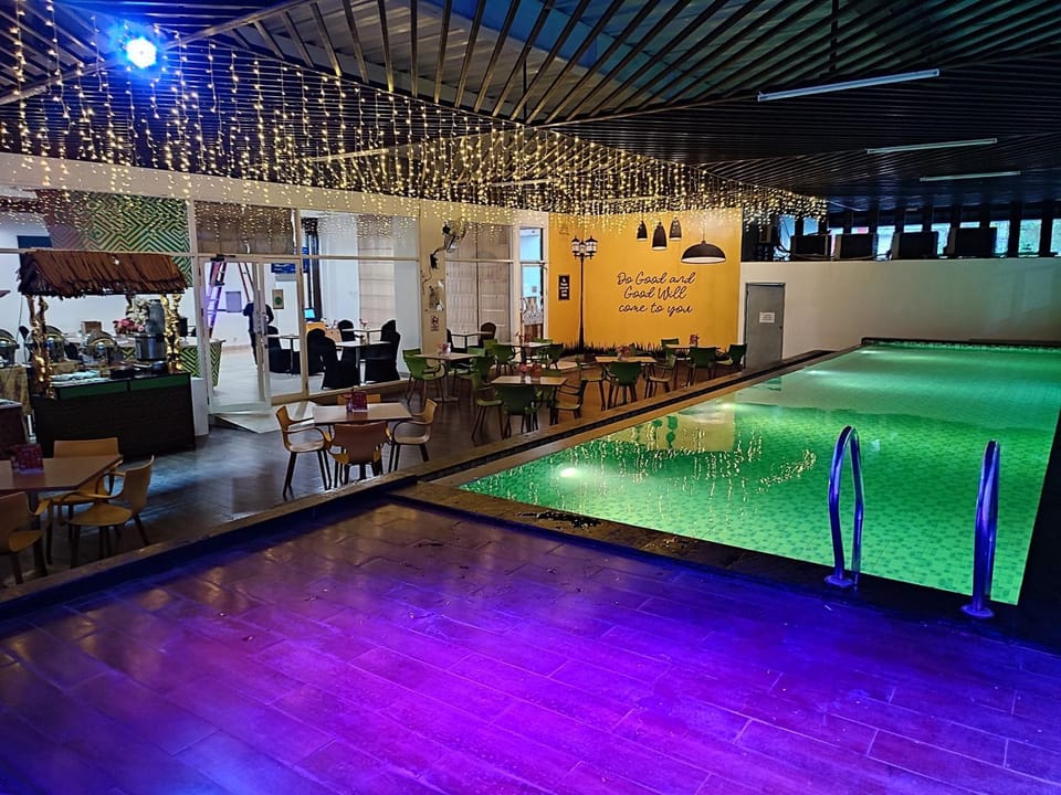 Swimming pool