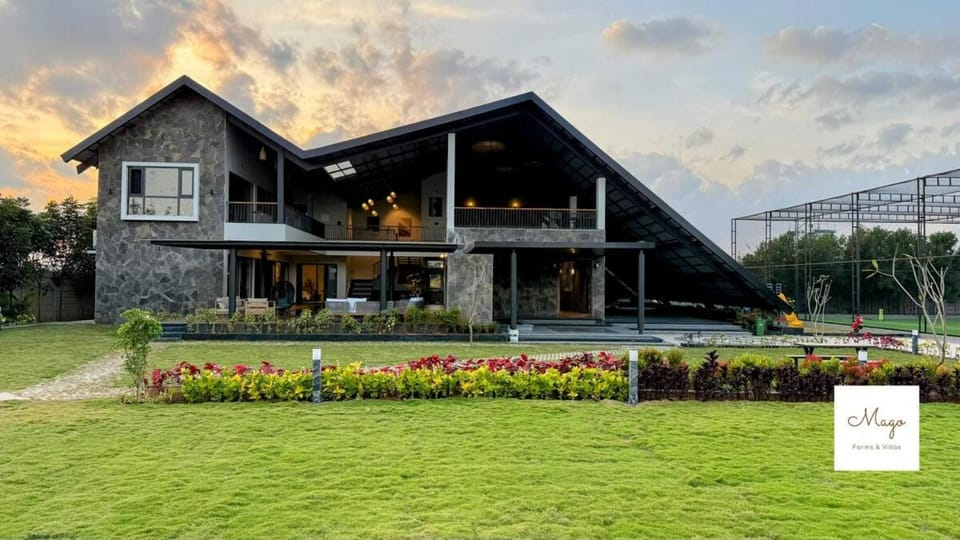 Miaga by MagoStays - 6BR Luxury Pool Villa Villa in Telangana