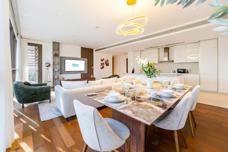Elegant 3BR with Maids Room City Walk Dubai Apartment in Dubai