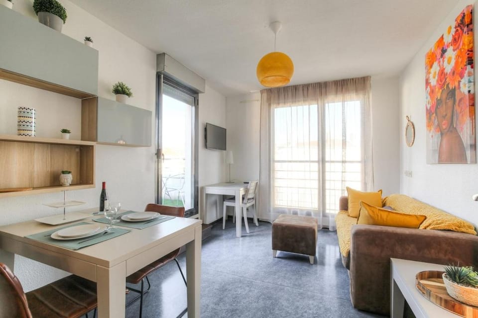 Résidence confort, terrasse, aux pieds du Métro Valmy Apartment in Lyon