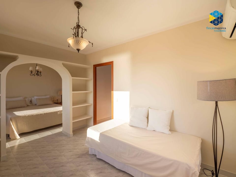 Villa Cala Magrana House in Llevant