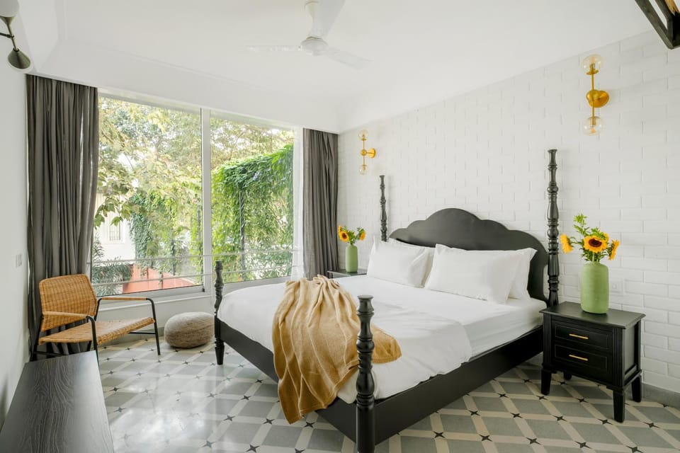 Bed, Bedroom