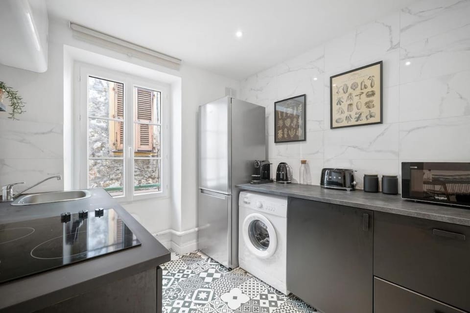 Les Palmiers, quiet and air-conditioned Apartment in Nice