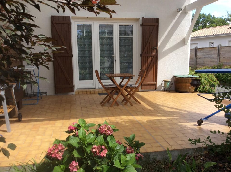 La Bulle House in Biganos