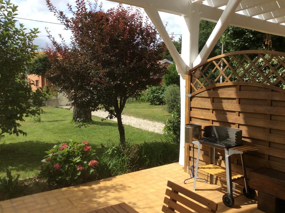 La Bulle House in Biganos