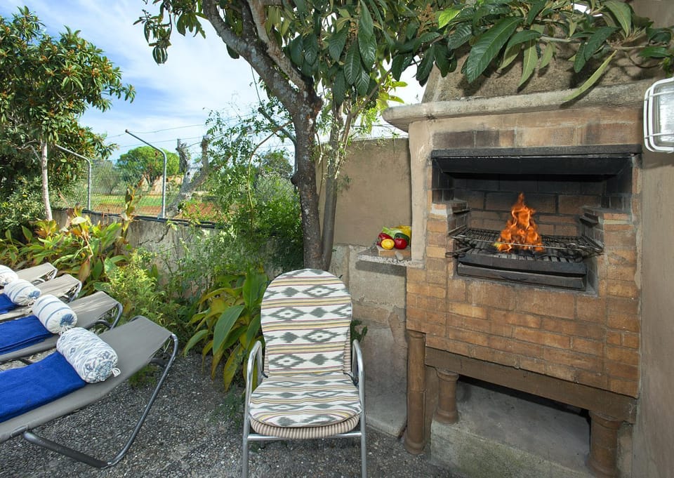 BBQ facilities, Balcony/Terrace