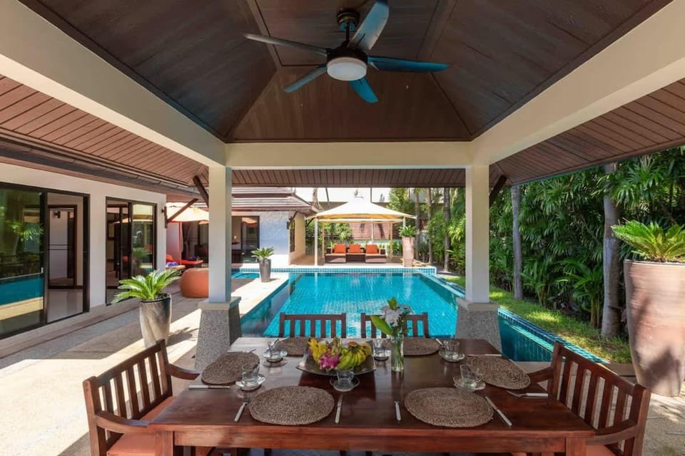Pool view, Swimming pool