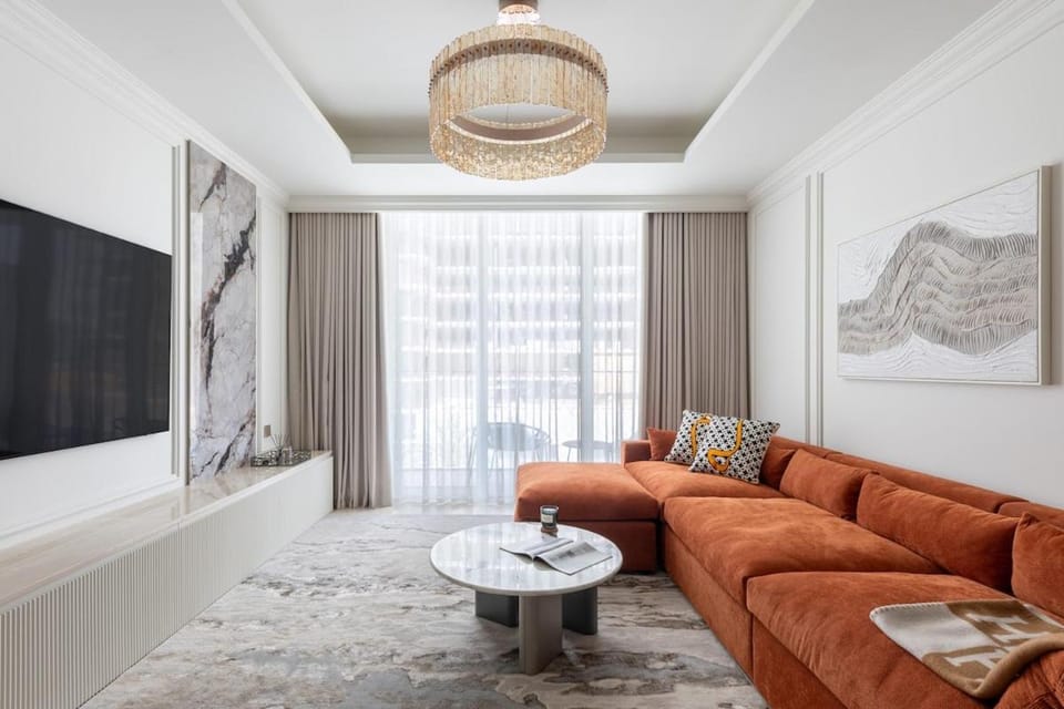 Luxury & Modern Unit in Emaar Beachfront Apartment in Dubai