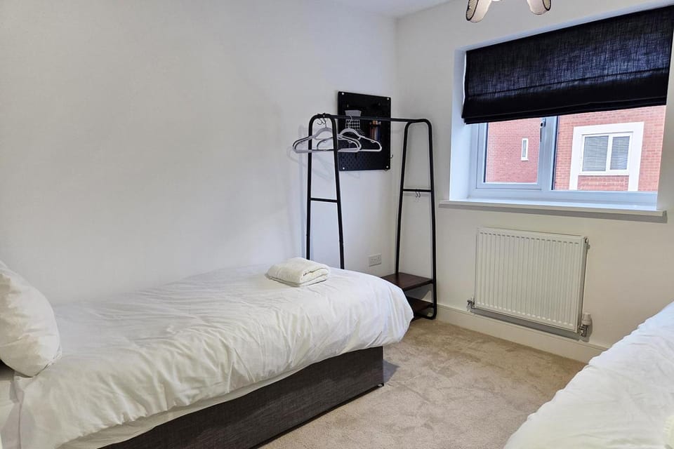 Bed, Bedroom, wardrobe