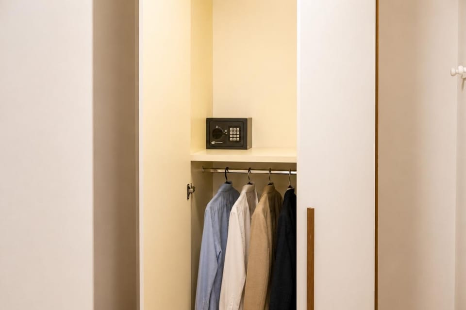 safe, wardrobe