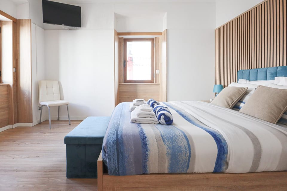 TV and multimedia, Bedroom, air conditioner