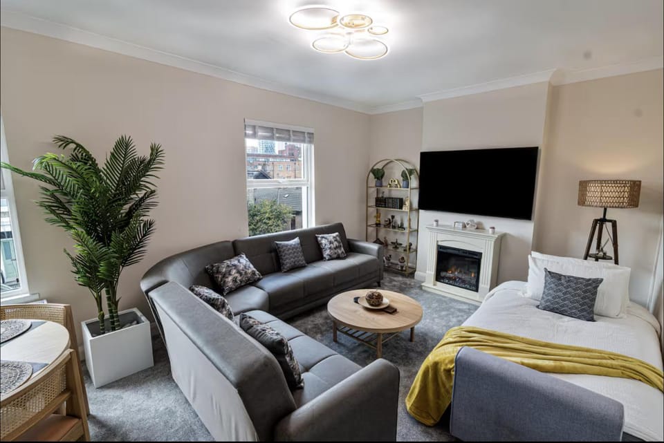 Bonfield Residence Apartment in London Borough of Lewisham