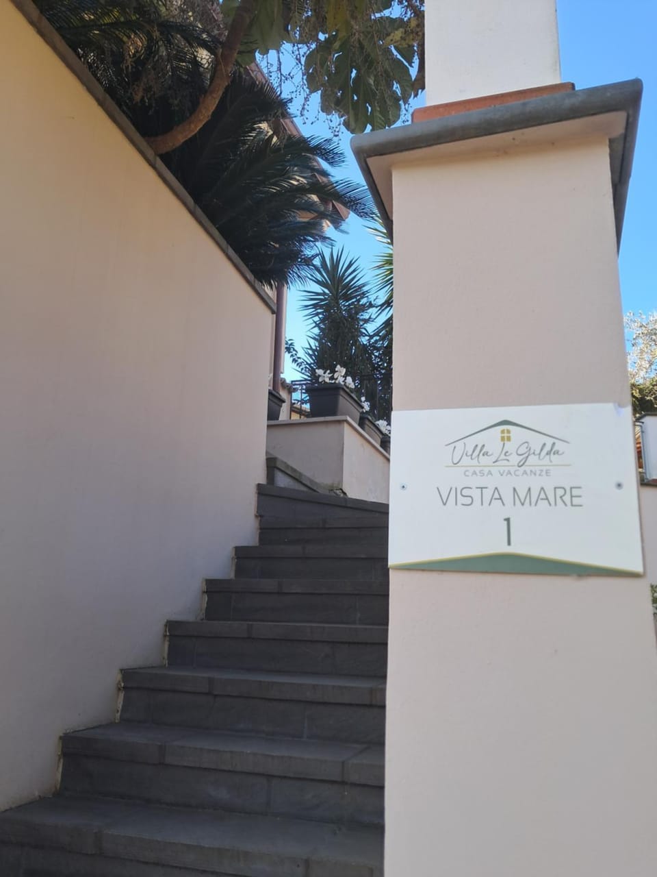 Villa " LE GILDA" Appartamento VISTA MARE Villa in Province of Massa and Carrara