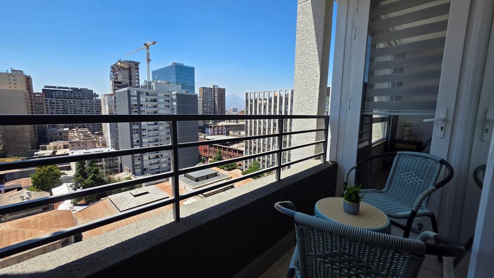 Balcony/Terrace, City view