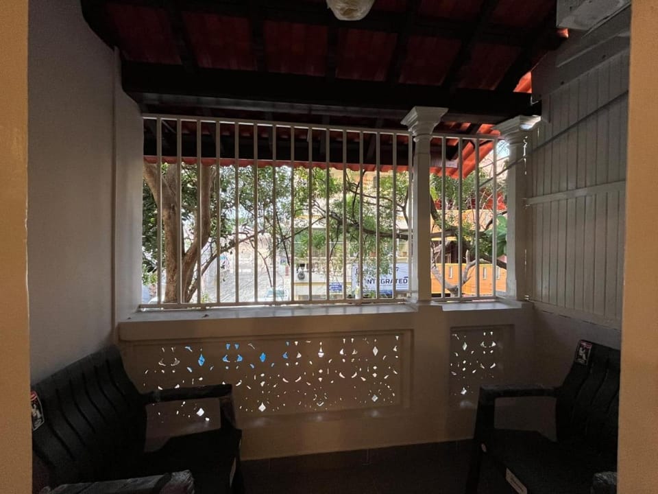 Auro Mithra Heritage Stay - Anbu Bed and Breakfast in Puducherry