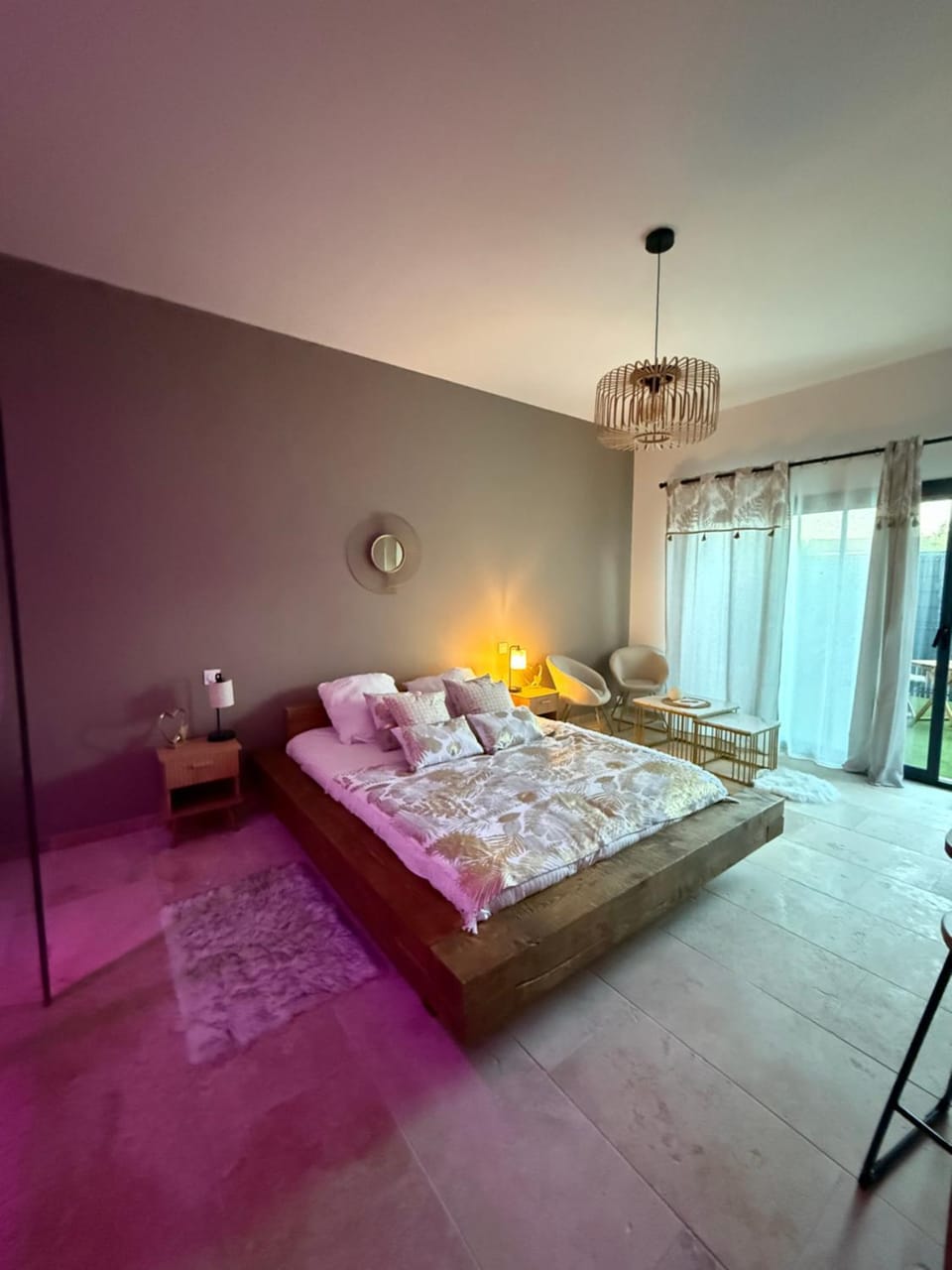 Secret Love Room Love hotel in Provence