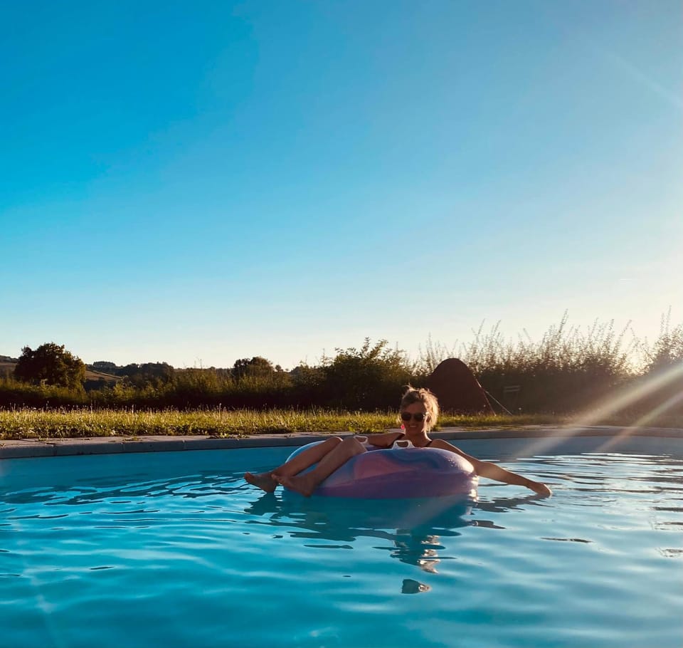 Gîte famille avec piscine en Bourgogne House in Bourgogne-Franche-Comté