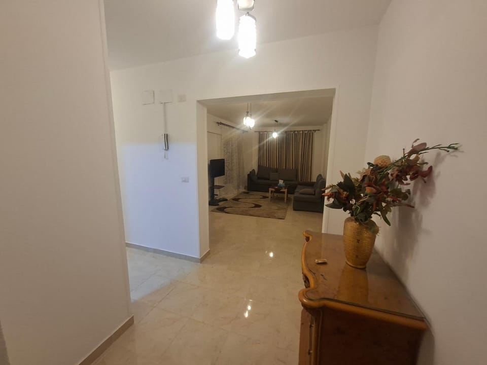 Madinaty B8 Apartment in Cairo Governorate