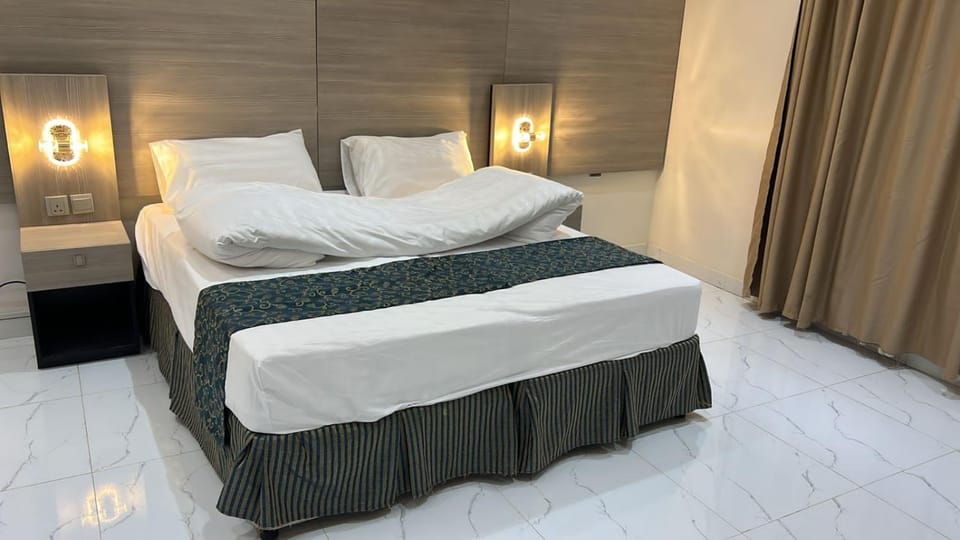 فندق ثرا الرواد Apartment hotel in Saudi Arabia