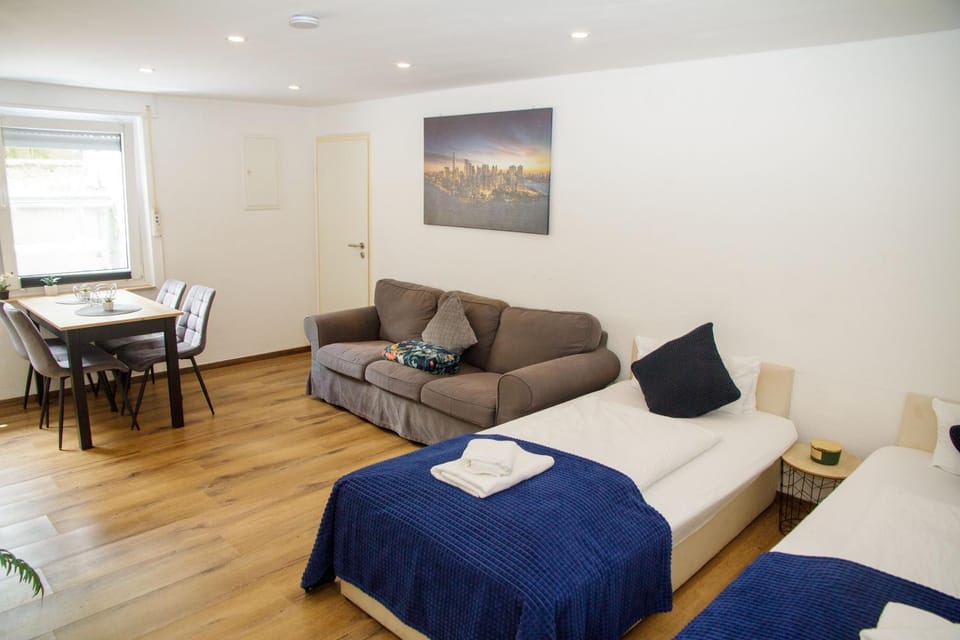 Bed, Seating area, Dining area, Food