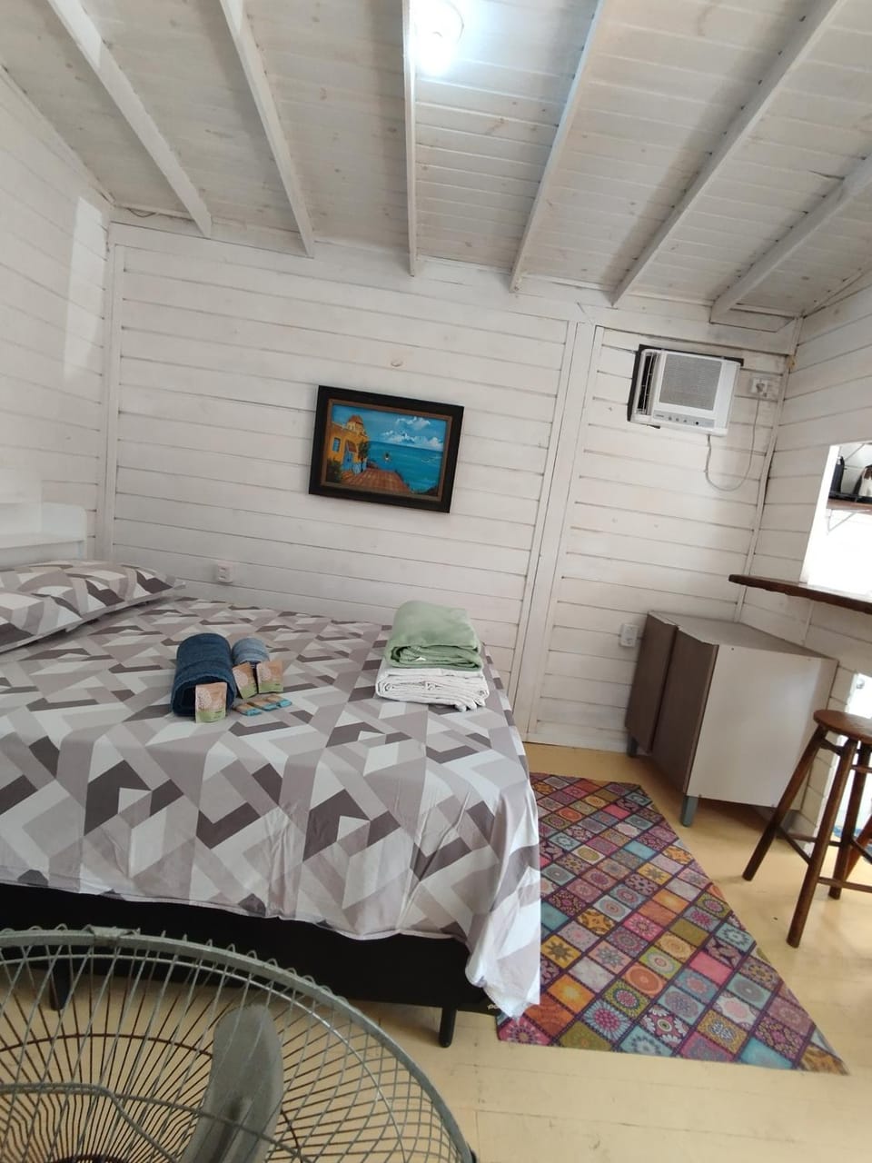 Bed, Bedroom, air conditioner