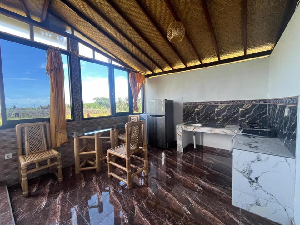 Tutwin Guesthouse Apartment in Kerambitan