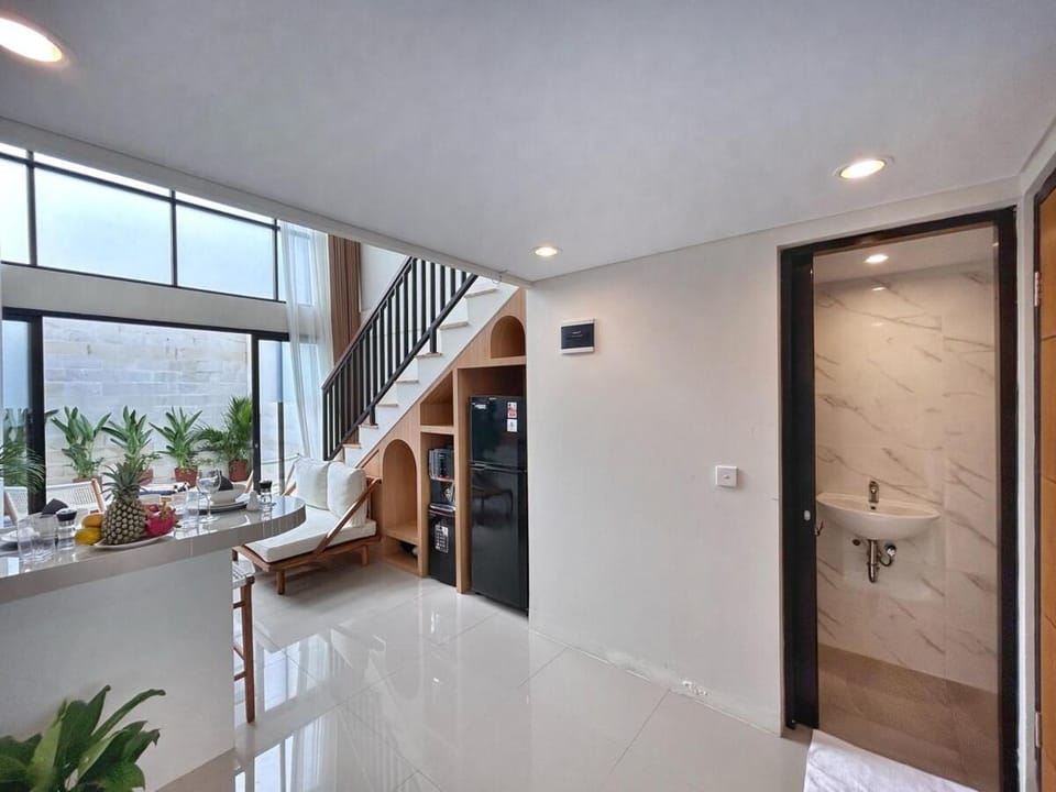 Villa Tropika - Cozy 1 BR in Tumbak Bayuh Canggu Villa in North Kuta
