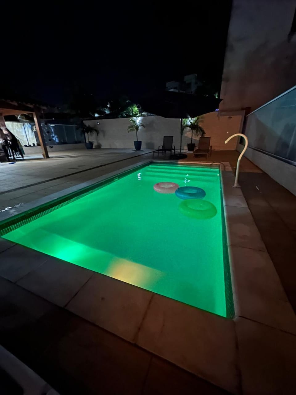 Swimming pool, Swimming pool